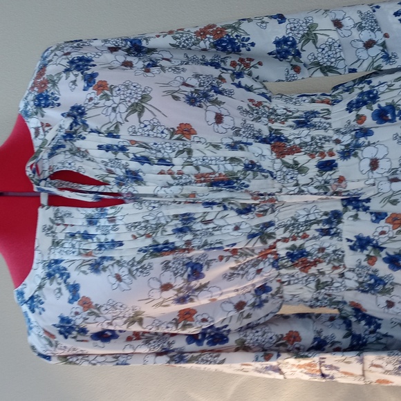 NWT Pretty BNCI Floral Dress Size M - Picture 3 of 11